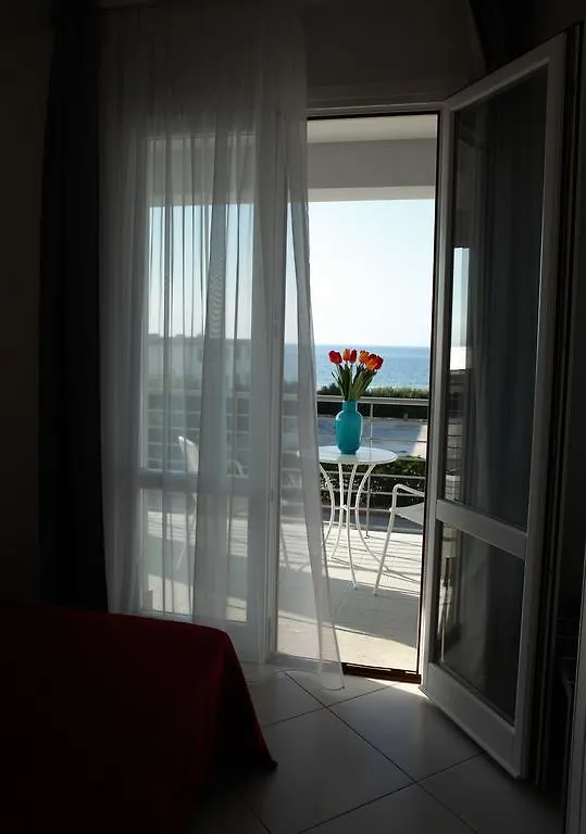 Brezza Di Grecale Aparthotel Trapani